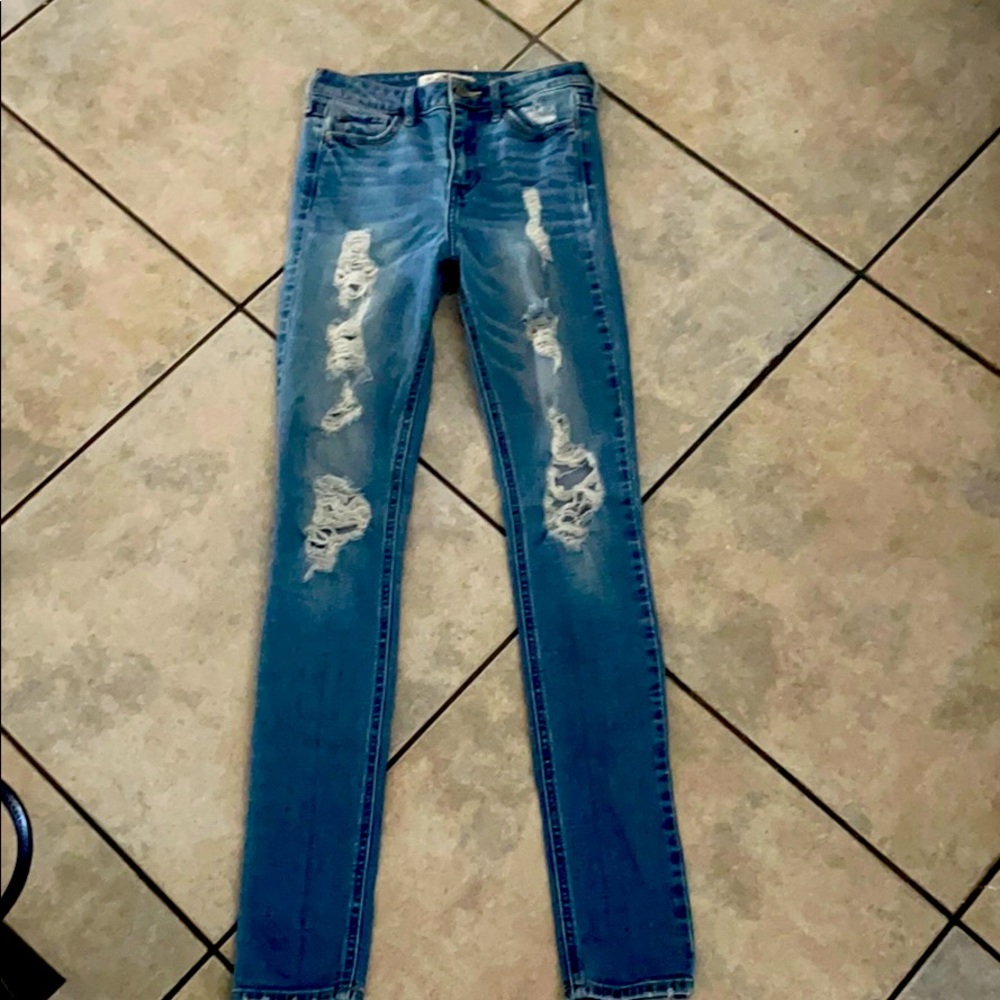 Hollister ripped jeans in light blue washed